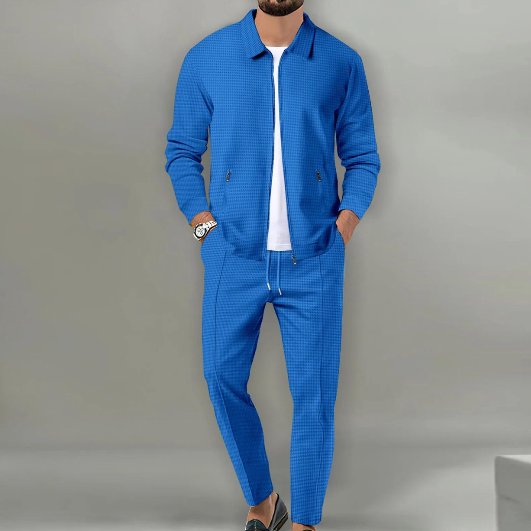 June | Men’s Essential Modern Tracksuit