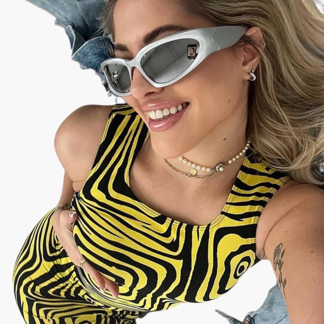 Women's Sunglasses with Cat Eye Frame and Metal Detail