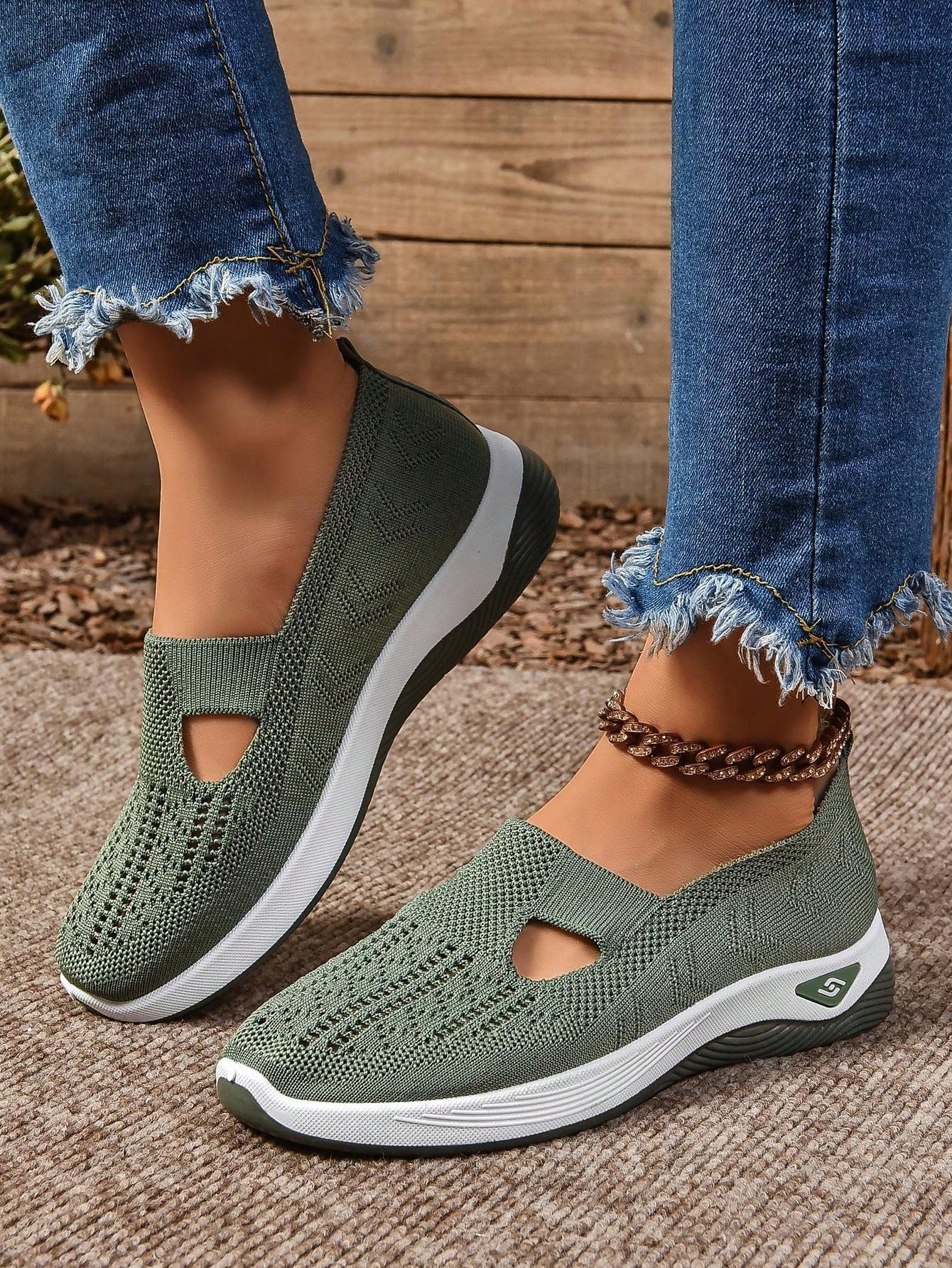 Roxanne | Women's Slip On Casual Walking Shoes