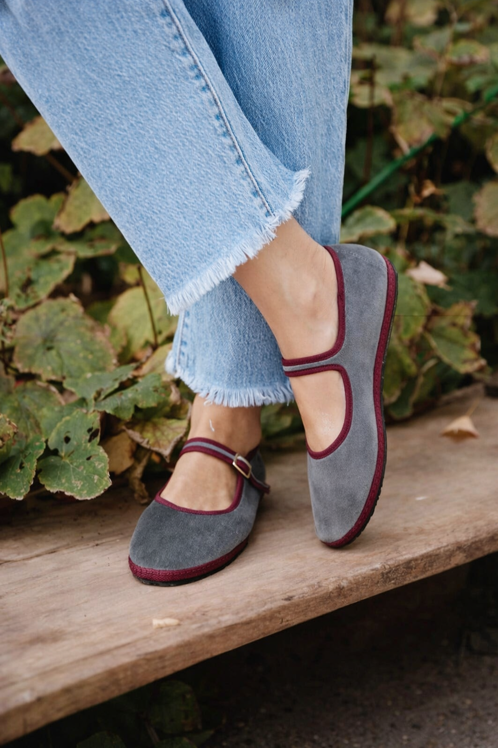Madalena | Women Round Closed Toe Buckle Strap Mary Jane Ballet Flats