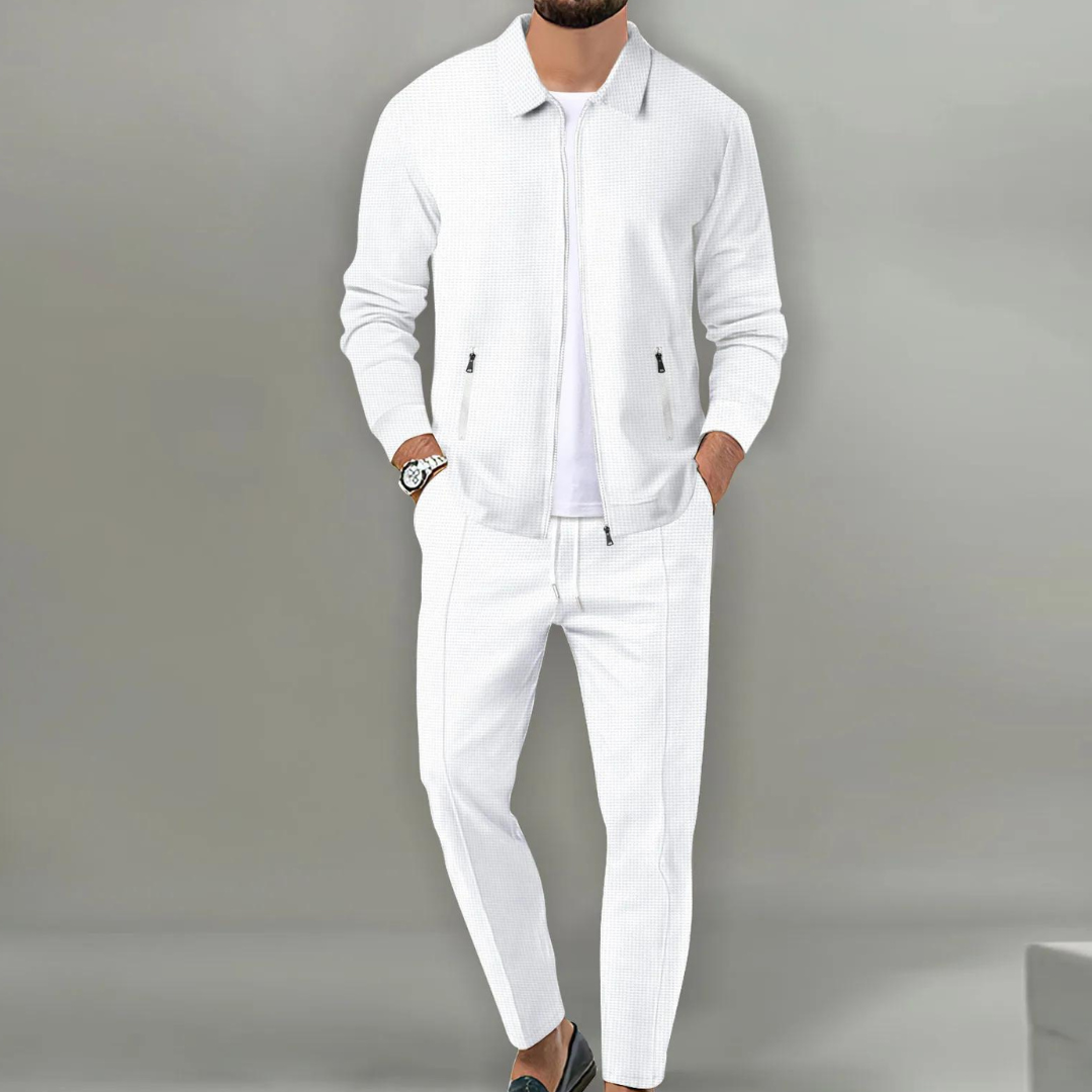 June | Men’s Essential Modern Tracksuit
