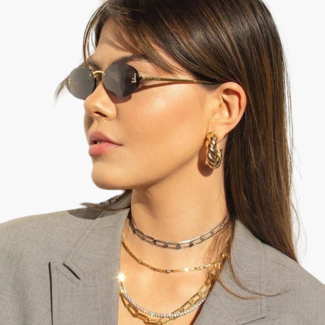 Women's Sunglasses with Oval Lenses and Metal Frame