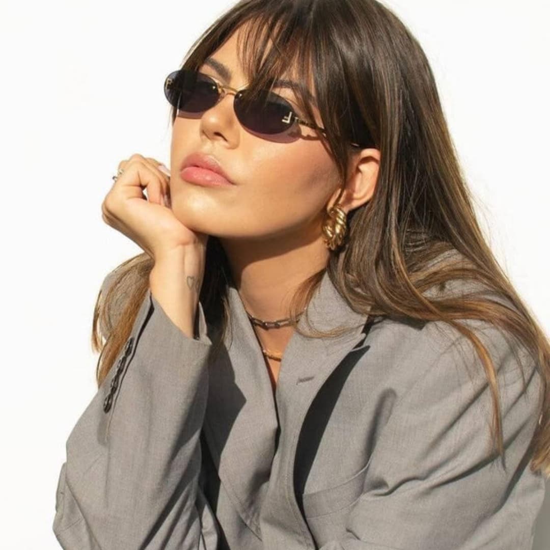 Women's Sunglasses with Oval Lenses and Metal Frame