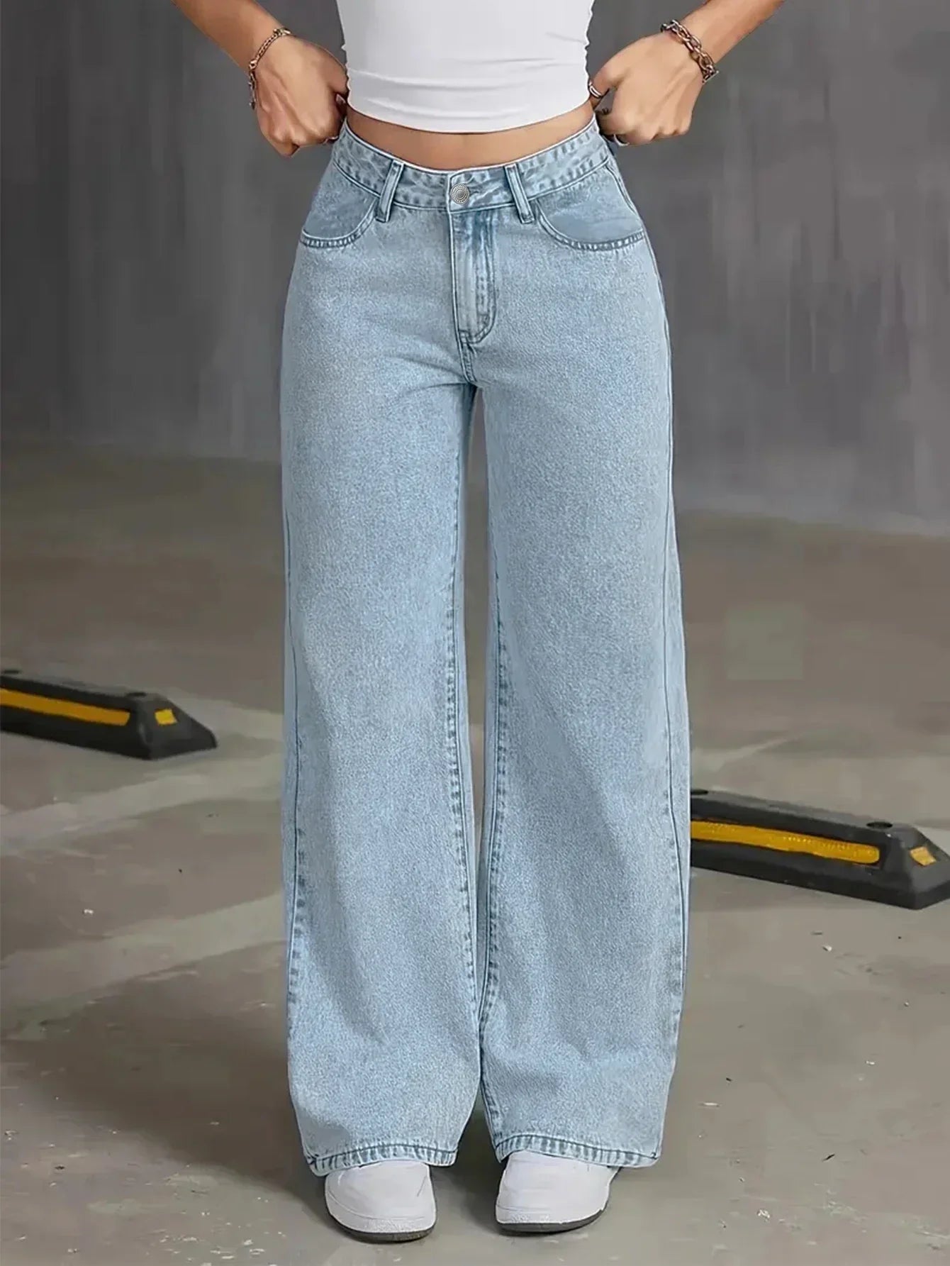 Janet | Women’s Light Blue Wash Wide Leg Jean